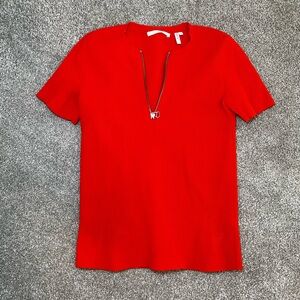 Adorable, short sleeved top!